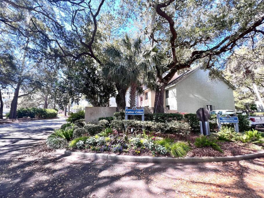 Villa New Pics! Harbour Town 3Br/3Ba - Pool Access - Book Now à Île de Hilton-Head Extérieur photo