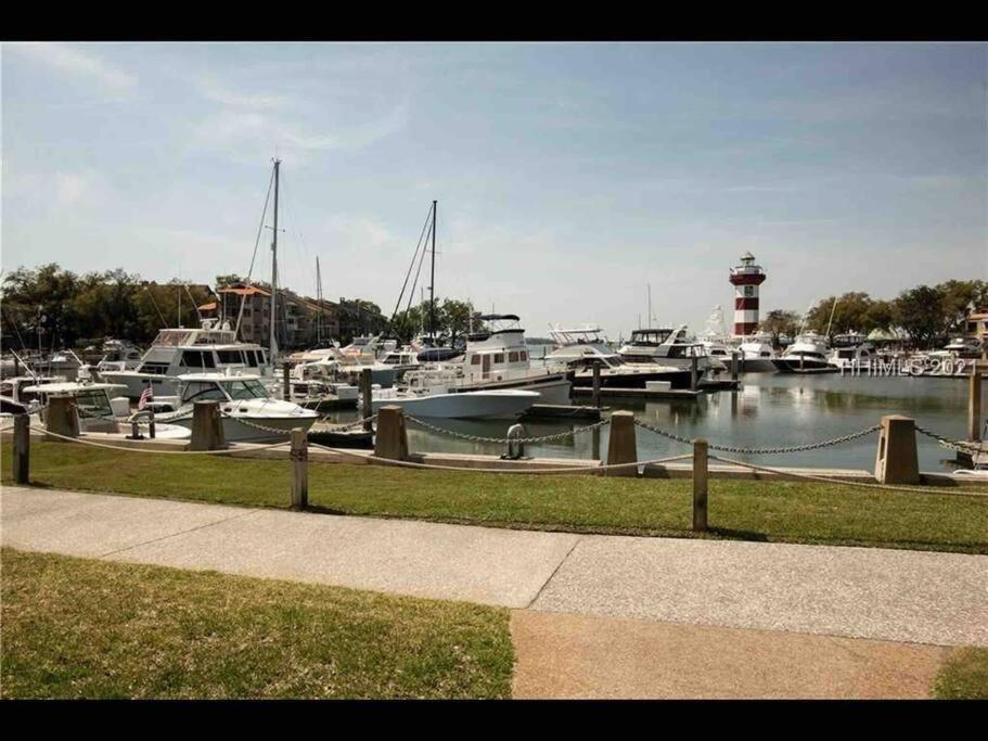 Villa New Pics! Harbour Town 3Br/3Ba - Pool Access - Book Now à Île de Hilton-Head Extérieur photo
