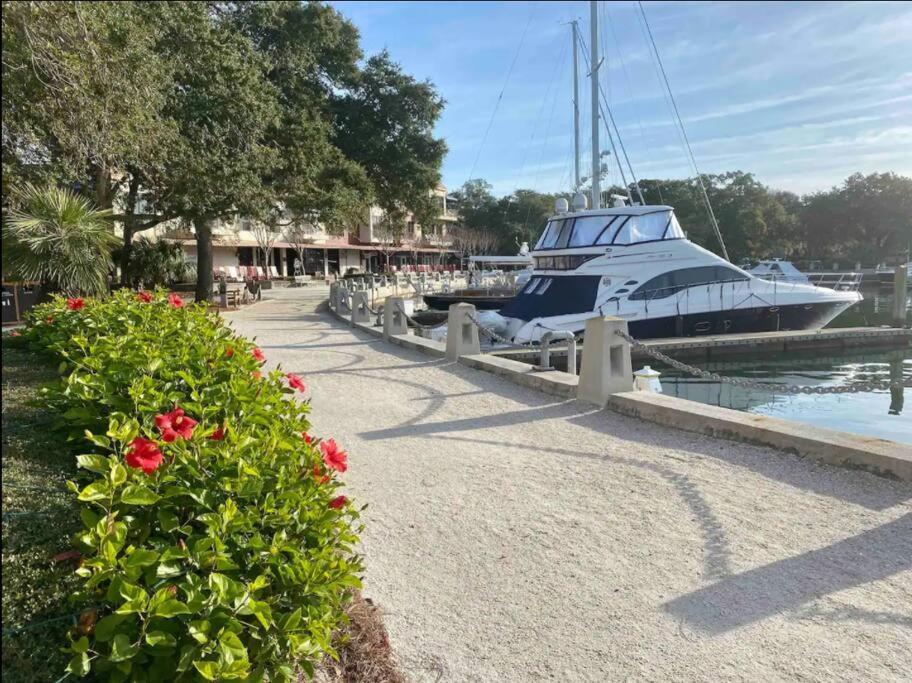 Villa New Pics! Harbour Town 3Br/3Ba - Pool Access - Book Now à Île de Hilton-Head Extérieur photo